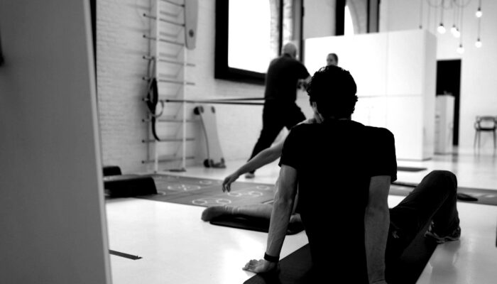 7IV05738-scaled-blackwhite